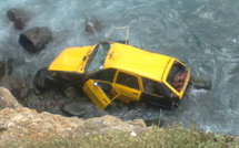 Mystère : Un taxi jeté dans les eaux de la plage à la corniche Ouest