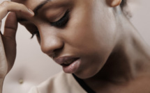 “Le jour où j’ai surpris mon père dans les toilettes avec la servante de la maison”