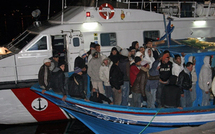 DOSSIER IMMIGRATION : ITALIE:MARCHANDS AMBULANTS  OU MENDIANTS AMBULANTS.