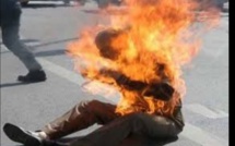 Vietnam : Un homme s’immole par le feu en guise de protestation ( Ames sensibles, s'abstenir)