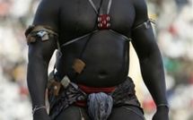 Contre Eumeu Sène Gris Bordeaux face à son destin