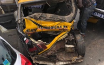 Foire : Un car Ndiaga Ndiaye fonce et réduit en miettes un taxi