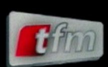 Thiama voyante et tante de Youssou Ndour:« un bon « setkat » doit fumer, boire, croquer la cola ou mâcher du « pône… J’ai dit non à You pour TFM »