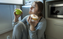 Manger trop tard le soir augmente le risque de diabète