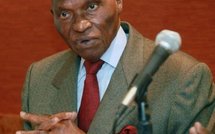 [Vidéo]  Wade, 84 ans, fait valider sa candidature pour la présidentielle