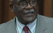 Ousmane Sow Huchard présente son nouveau livre qui coûte 25.000 francs Cfa : "le masque kanaga des Dogons de Sanga’’