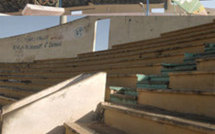 La tribune découverte de Demba Diop menace de tomber en ruine