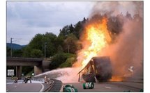 Insolite: Un camion en feu file à la caserne des sapeurs pompiers de Malick Sy