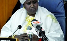 DIPLOMATIE : Jammeh envoie sa Vice présidente pour endormir Wade