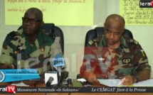 Vidéo-Kaolack : L'armée arrête 5 contrebandiers à bord d'une pirogue avec 7 tonnes de sucre et de l'huile 