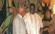 AUDIANCE DES LUTTEURS AU PALAIS : Me Wade raconte son galgal, offre 10 millions de « pass » et promet 2 milliards