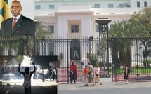 Ecouter en direct Audio : Réunion de crise au palais‎    (Minute par minute)
