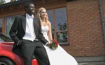 Le footballeur sénégalais Mame Biram Diouf s'est mariée à une norvégienne (Photo)