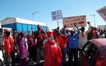Pour un report de la Foire: Les travailleurs du Cices battent le macadam