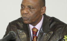 Pape Samba Mboup démissionne, Wade devient fou