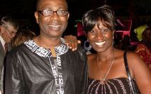 Photo : Youssou Ndour avec une fan...