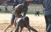 Vidéo - Lutte: Combat Feugueleu vs Double Moteur (Intégrale)