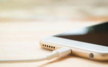Pourquoi il ne faut jamais emprunter de chargeur à un inconnu