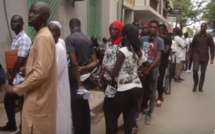 VIDEO - Renouvellement des permis de conduire: les sénégalais prennent assaut le centre médical
