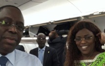 PHOTOS - Fin de vacances: Birima en toute complicité avec le couple présidentiel