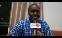 VIDEO - Adama Gaye réagit chez lui au micro de Buur Guédé