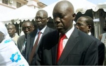 Attaque de la caravane de la Paix à Diourbel : Khadim Guèye « Bombardé » de pierres, Idrissa Diop chanteur se sauve en catimini