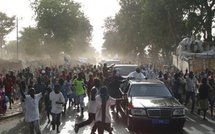 EN DEPLACEMENT CHEZ IDRISSA SECK : Wade hué à l’entrée et à la sortie de Thies