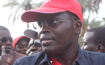 Khalifa Sall vient  d'arriver à la place de l’indépendance