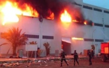 Urgent: Violent incendie au Technopole de Pikine