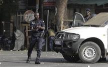 [Dernière minute] Les manifestants capturent un policier