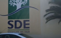 Sit-in de la SDE : l’avenue Front de terre bloquée pendant 2 heures, les travailleurs annoncent une grève générale