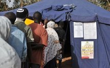 Les bureaux de vote commencent à être fermés à Dakar