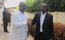 [Vidéo] Youssou Ndour dépose ses moyens chez Macky Sall