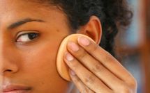 Quelques conseils en vidéo pour réussir à se maquiller dans les transports