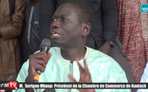 Kaolack: Serigne Mboup offre plus de 2000 Blouses au Cem Bassirou Mbacké (VIDEO)