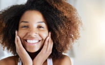Trois solutions pour blanchir naturellement vos dents