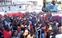 Me Wade en campagne à Ziguinchor : Les jeunes prêts à mettre du rouge sur son passage