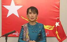 Premier discours de Aung San Suu Kyi à la télévision birmane