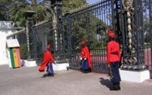 Bagarre au Palais: Un conseiller se défoule sur Mamour Cissé, la gendarmerie intervient