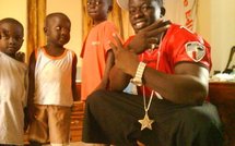 Le lutteur Zoss est devenu papa : Il a baptisé hier son premier enfant !