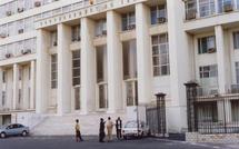 Un ministre de Wade pris en flagrant délit de vol de meubles