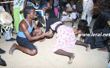 La danse  "coucher" très expertisée par les Sénégalaises