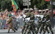 10h54mn Fin du défilé