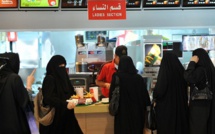 Arabie saoudite : il n’y aura plus de séparation des sexes dans les restaurants