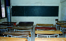 Education : Le Cusems reprend les cours, les élèves deviennent grévistes