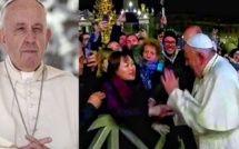 Quand le Pape François s’énerve contre une fidèle le soir du Nouvel an (Vidéo)