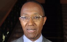 Iba Der veut qu’Abdoul Mbaye et son gouvernement éclairent l’opinion