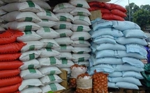 Pourquoi le prix du riz baisse difficilement ?