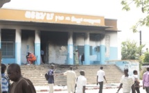 Coud: Le bureau du directeur caillassé par les employés