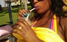 L’ex mannequin Awa Fall au bord de la piscine du Méridien !